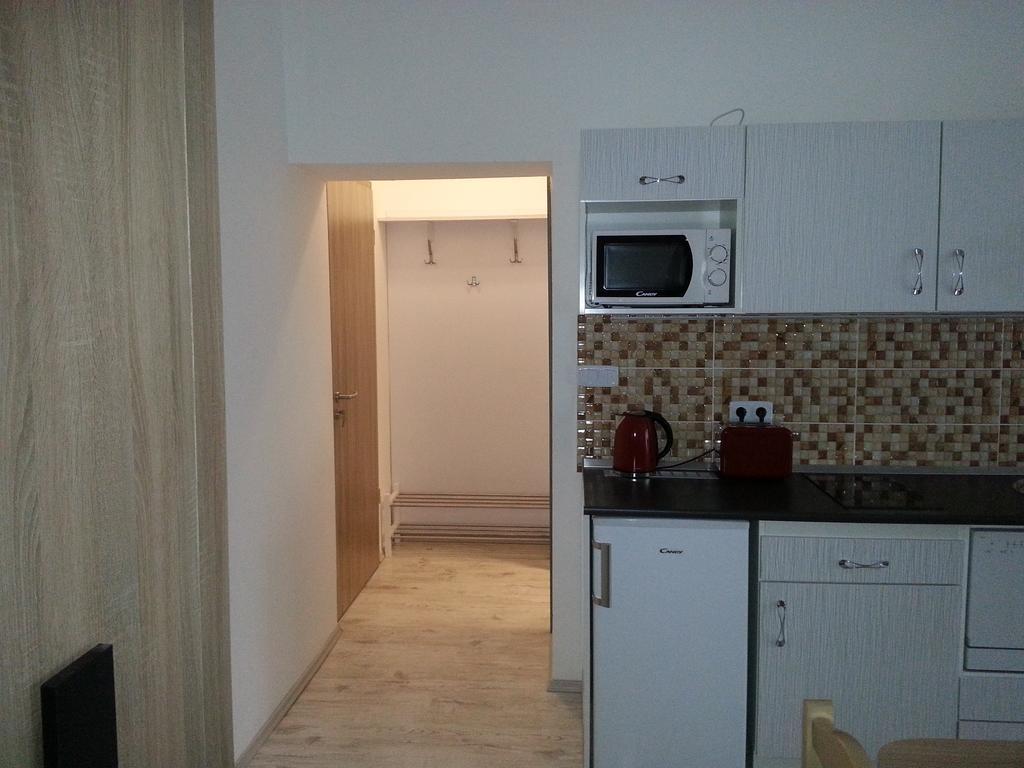 Downtown Apartment Miskolc Kültér fotó